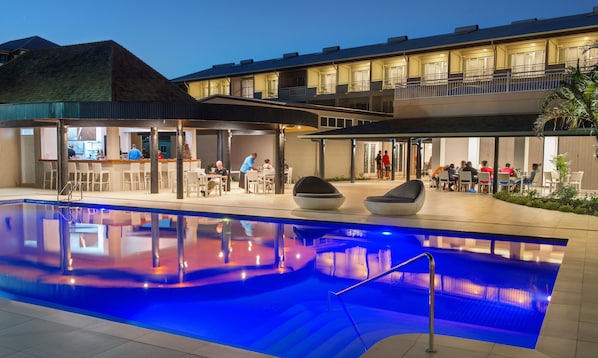 Outdoor pool, sun loungers