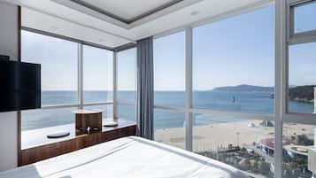 Individually decorated, individually furnished, free WiFi, bed sheets