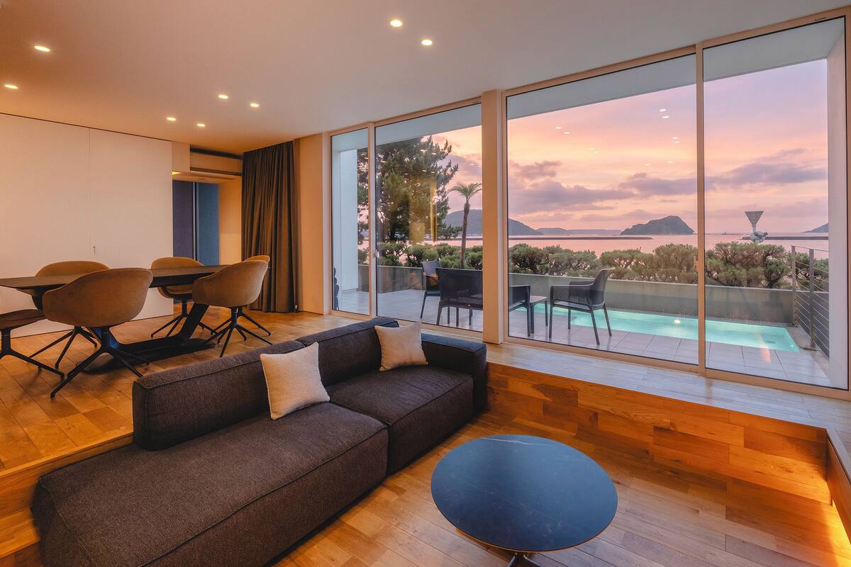 Villa, Sea View | In-room safe, desk, free WiFi, bed sheets