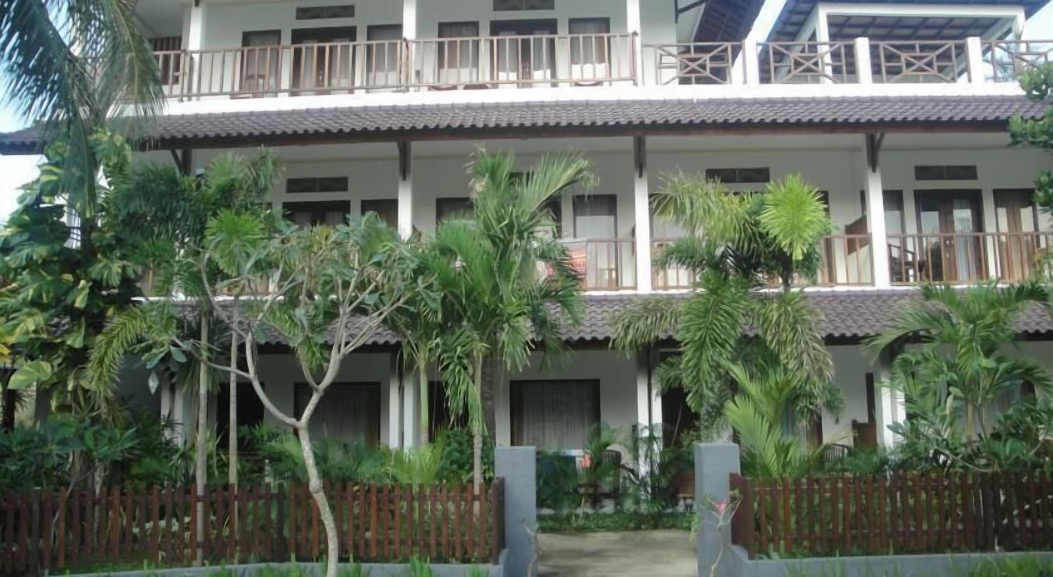 Khuôn viên nơi lưu trú