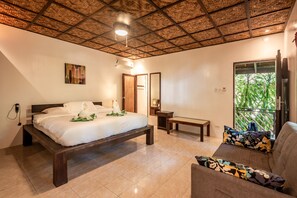 华丽双人房, 临海 | 客房内保险箱、免费 WiFi、床单