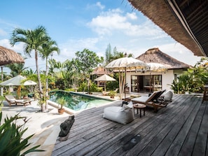 Outdoor pool, pool umbrellas