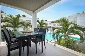 Two Bed Deluxe Suite | Balcony - Horizon Residence Rentals (Koh Samui)
