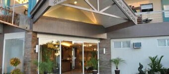 Magallanes Square Hotel