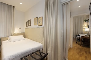 Suite | Egyptian cotton sheets, premium bedding, down comforters