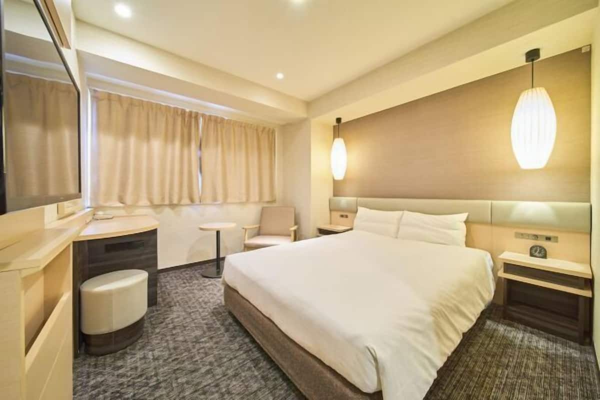 Blackout curtains, iron/ironing board, free WiFi, bed sheets