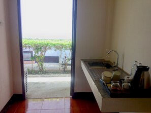 Standard Double Room, Air Conditioned | Zustellbetten, kostenloses WLAN