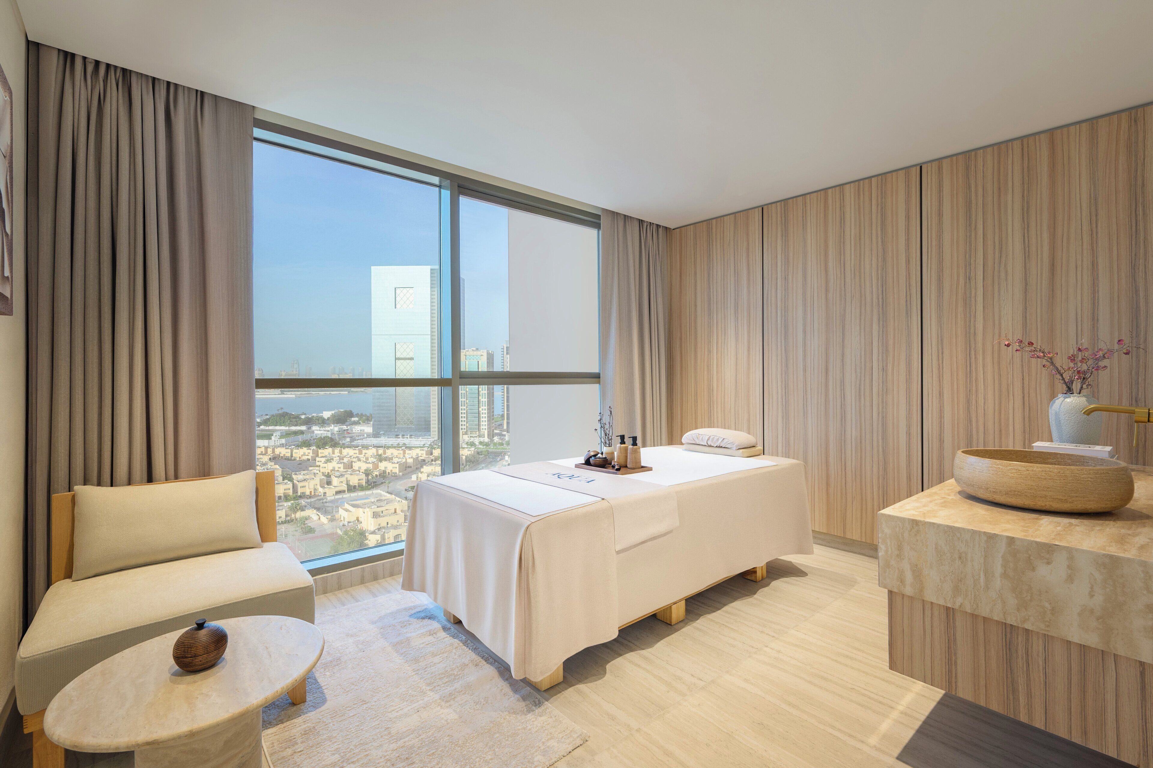 Photo - voco Doha West Bay Suites by IHG