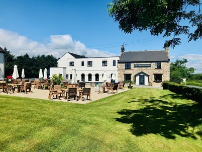 The Chequers Inn