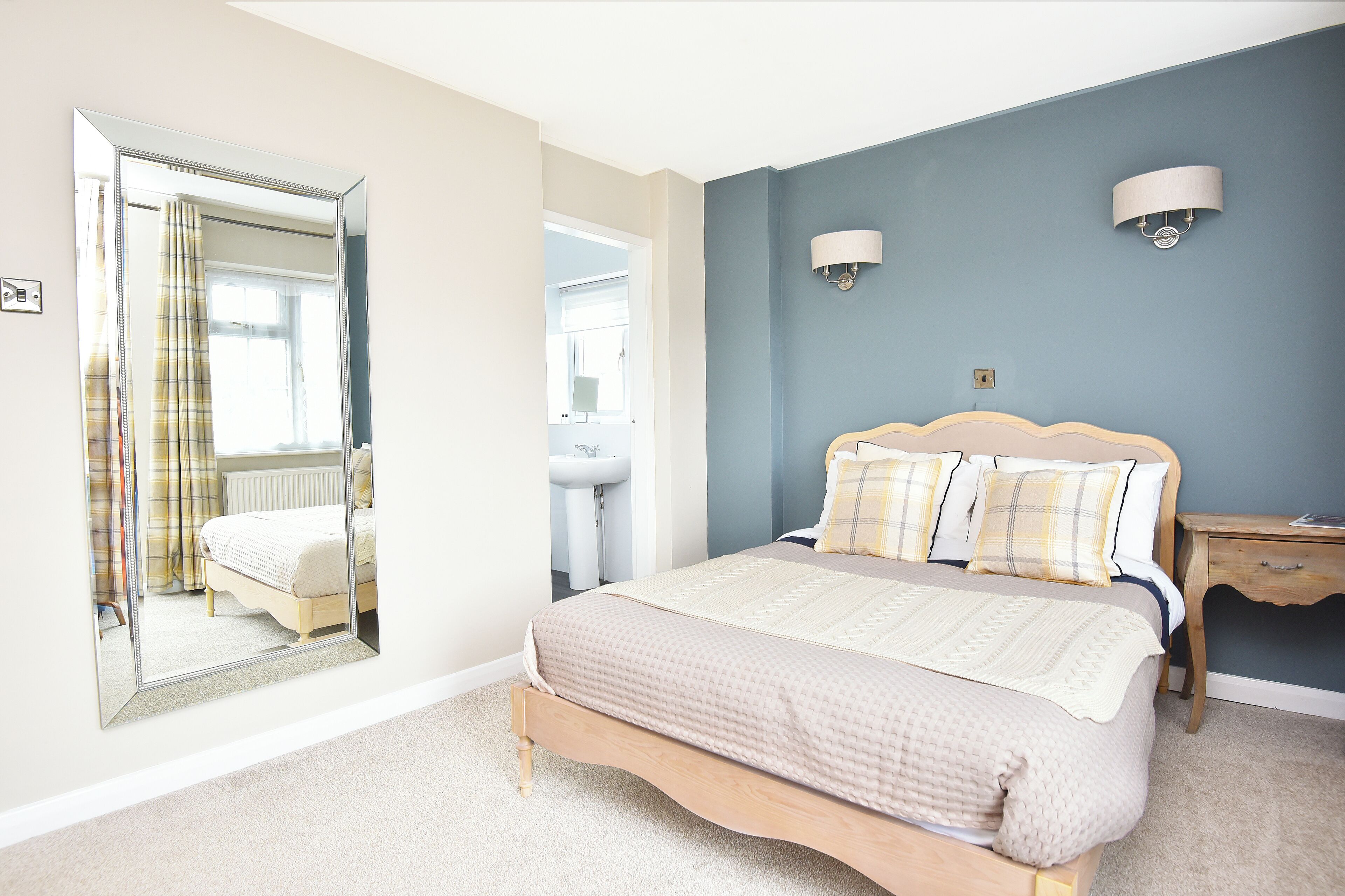 Photo - Chequers Inn