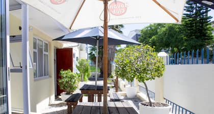 The Russel Hotel