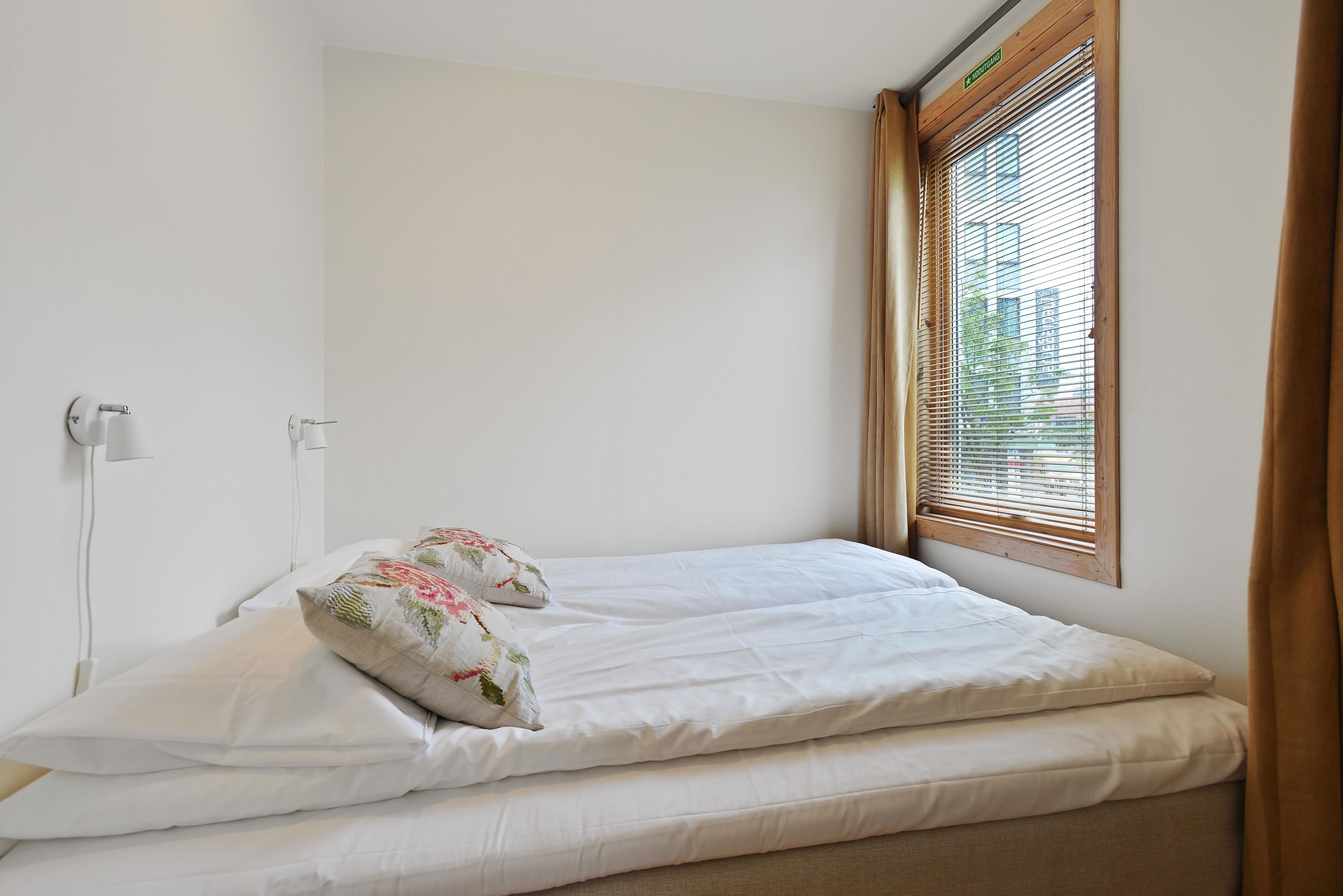 1 bedroom, premium bedding, down duvets, memory-foam beds