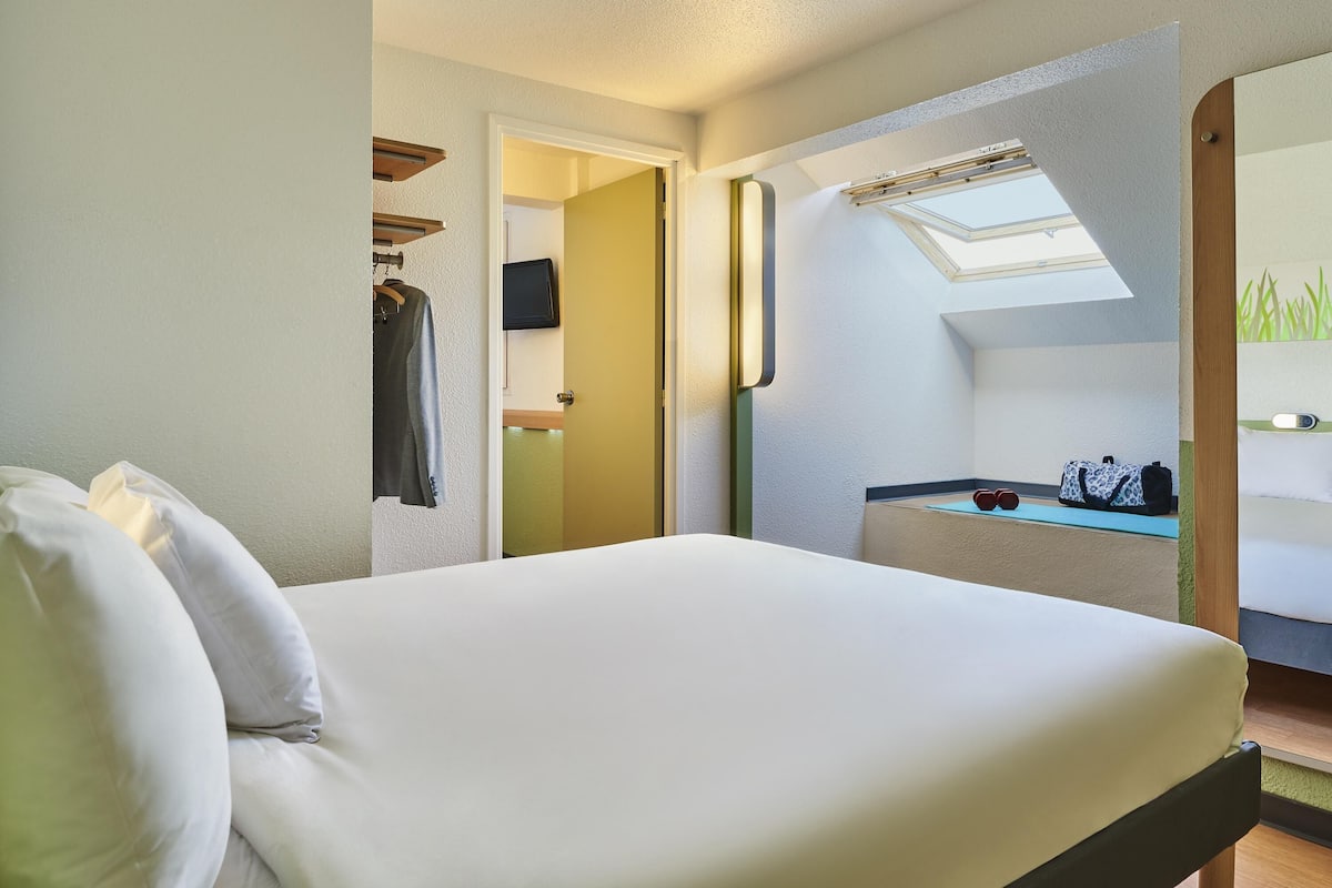 Chambre Familiale, 2 lits doubles | Literie de qualité supérieure, bureau, chambres insonorisées