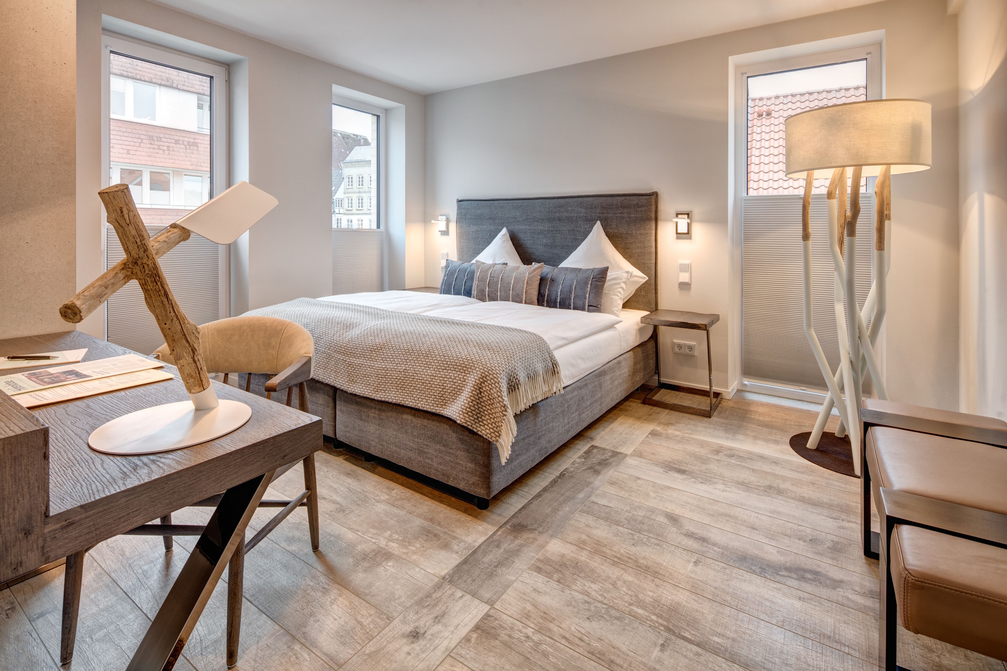 double room (brigg) | 1 bedroom, minibar, in-room safe, desk