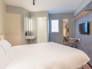 Standard Room, 1 Double Bed - ibis budget Marne la Vallée Val d'Europe (Montevrain)