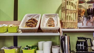Daily continental breakfast for a fee
