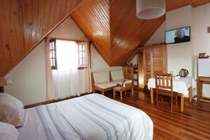 Double or Twin Room | Blackout curtains, cots/infant beds, rollaway beds, free WiFi
