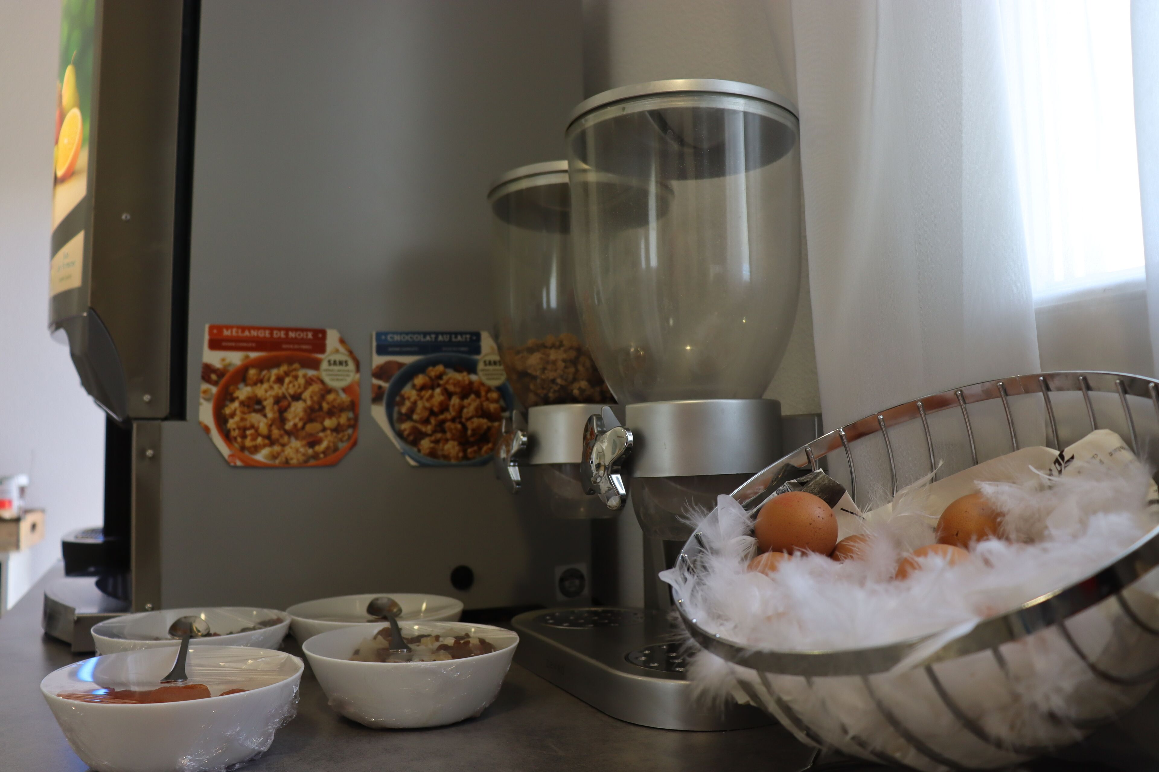 daily buffet breakfast (eur 12.50 per person)