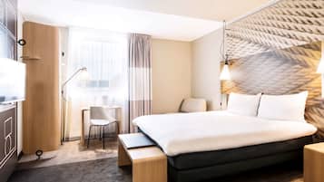 Camera Comfort, 1 letto queen | 1 camera, una scrivania, insonorizzazione, Wi-Fi gratuito