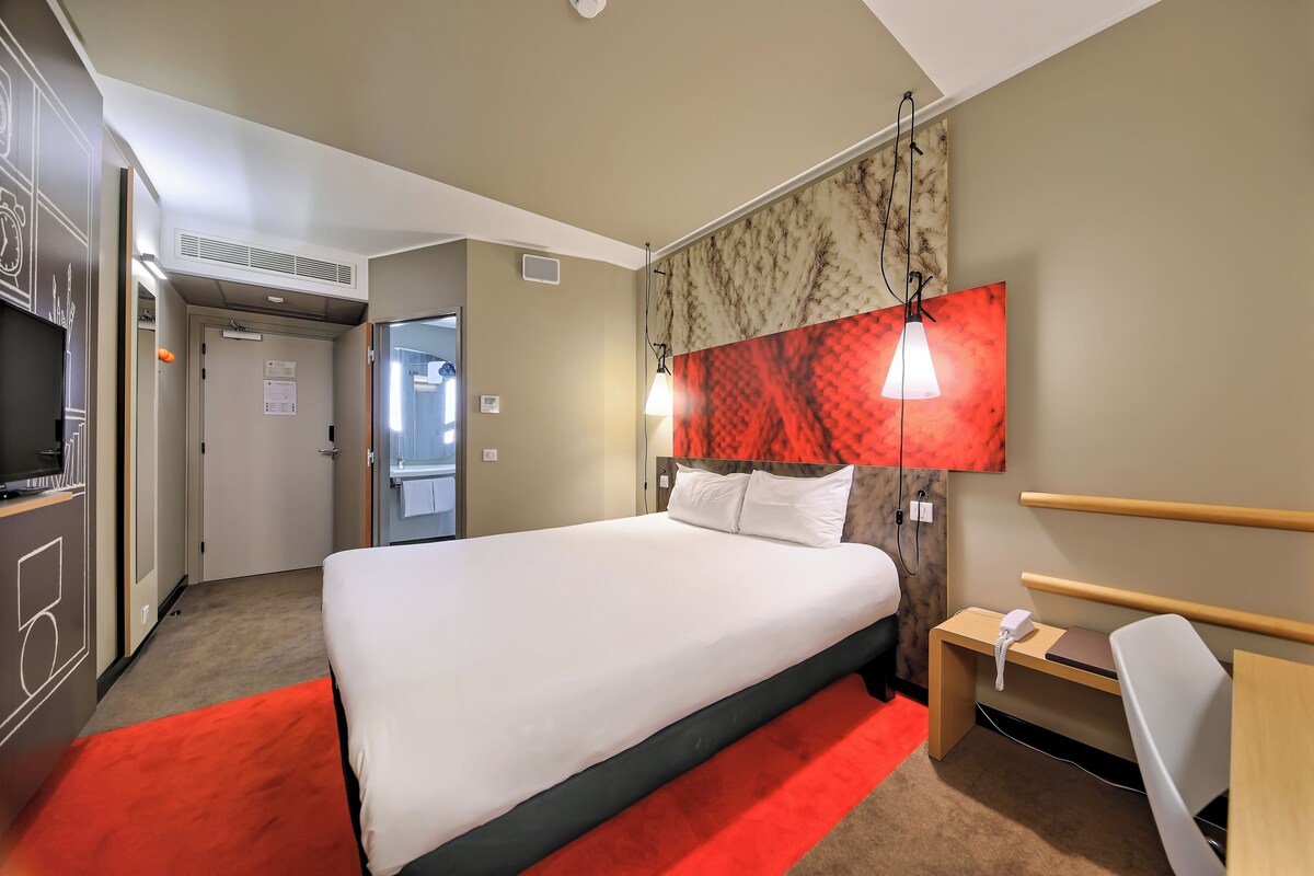 Comfort Room, 1 Double Bed | Desk, soundproofing, free WiFi, bed sheets