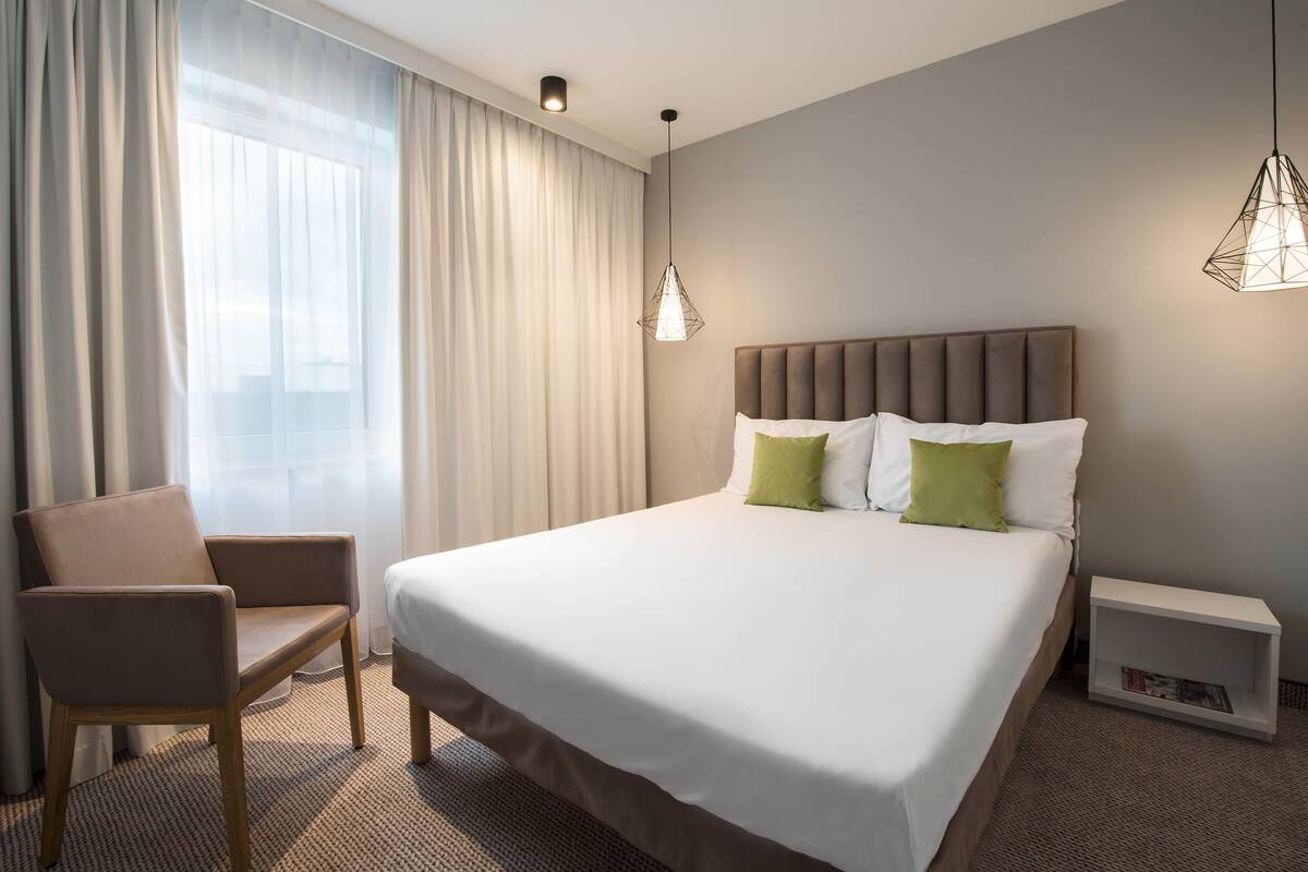 Family Suite, 2 Double Beds, Connecting Rooms (Standard) | In-room safe, desk, laptop workspace, soundproofing