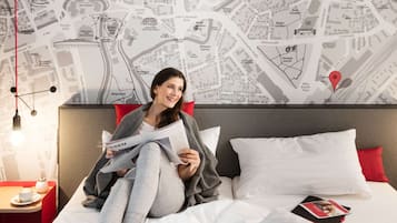 Allergikerbettwaren, Zimmersafe, Schreibtisch, Verdunkelungsvorhänge