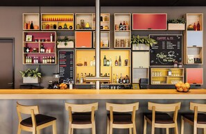 Bar (on property) - Leonardo Hotel Braunschweig City Center (Braunschweig)