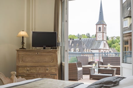 Superior Double Room | Premium bedding, individually decorated, individually furnished, desk