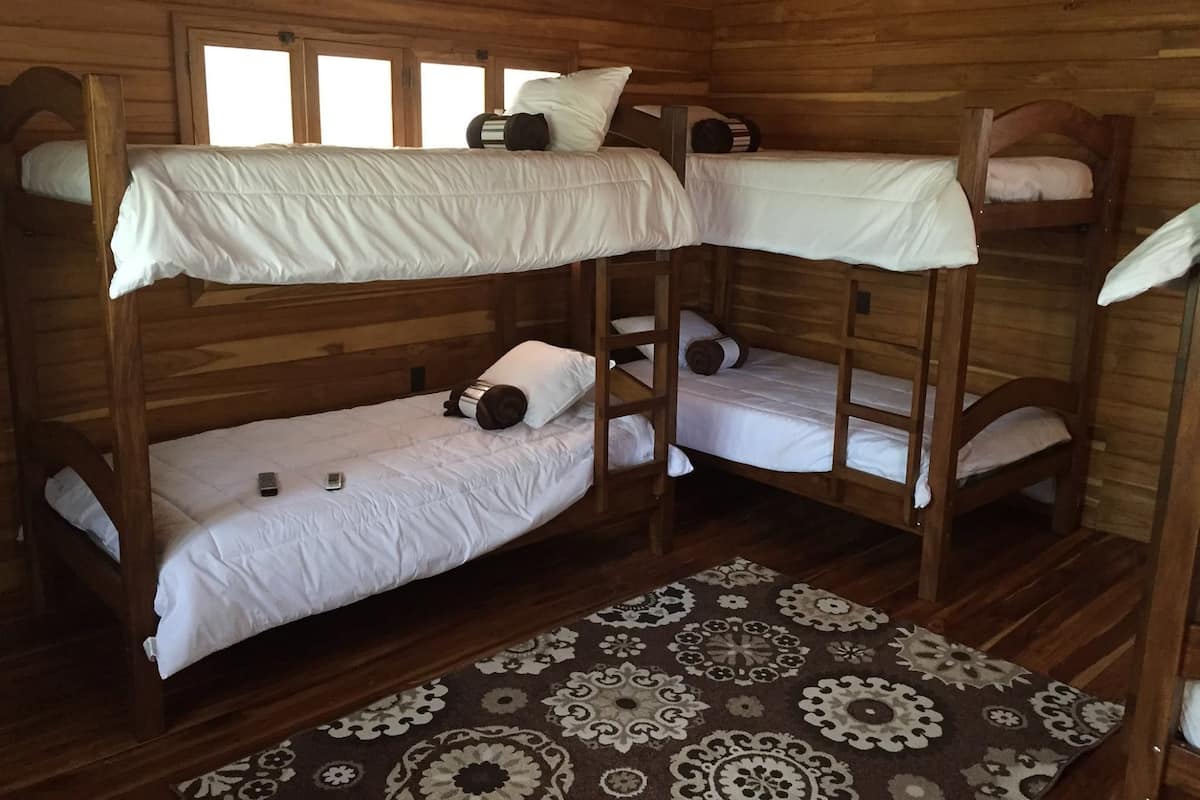 Shared Dormitory, Mixed Dorm | In-room safe, free WiFi