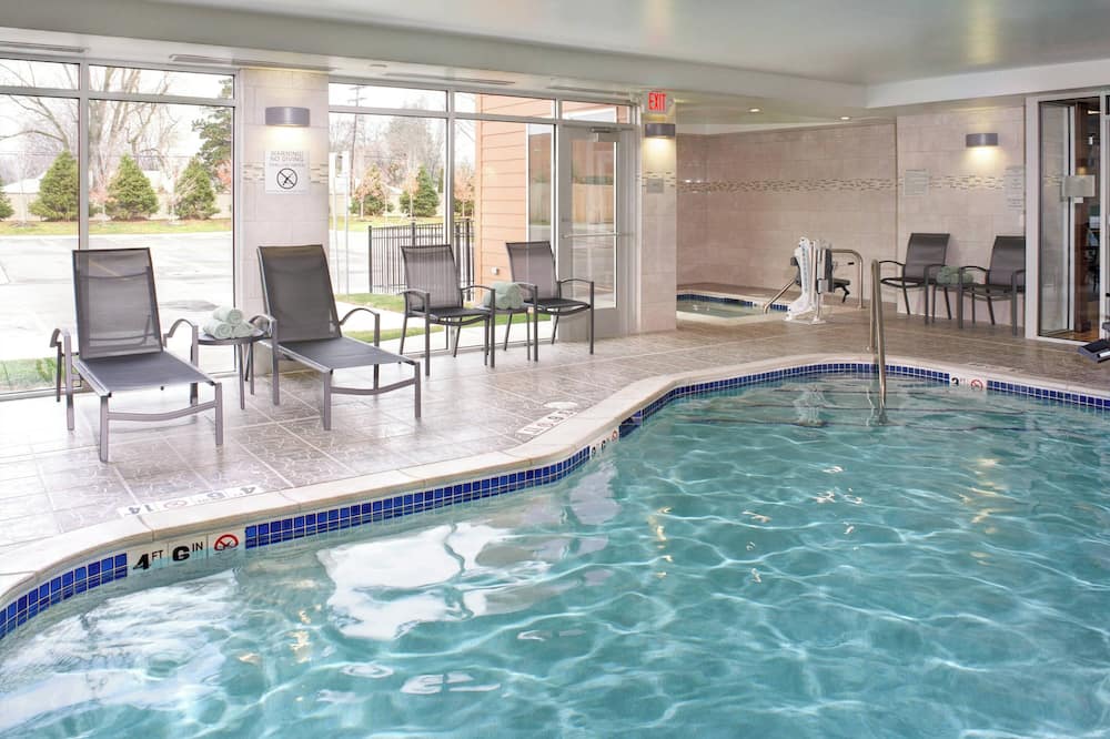 Fairfield Inn & Suites by Marriott Detroit Troy