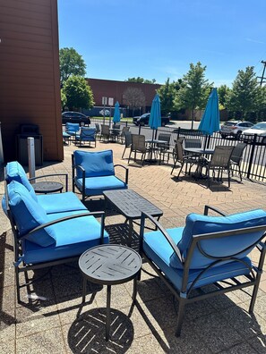 Terrace/patio - Fairfield Inn & Suites by Marriott Detroit Troy (Troy)