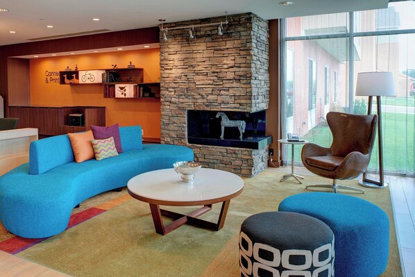 Lobby - Fairfield Inn & Suites by Marriott Detroit Troy (Troy)
