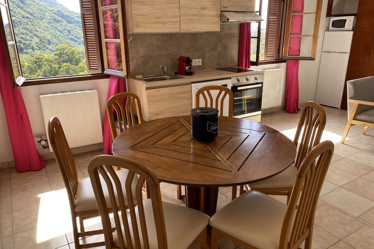 Apartment, 2 Bedrooms, Non Smoking | Living area | 32-inch flat-screen TV with digital channels, TV