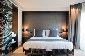 Premium bedding, minibar, in-room safe, desk - Vila Arenys Hotel (Arenys de Mar)