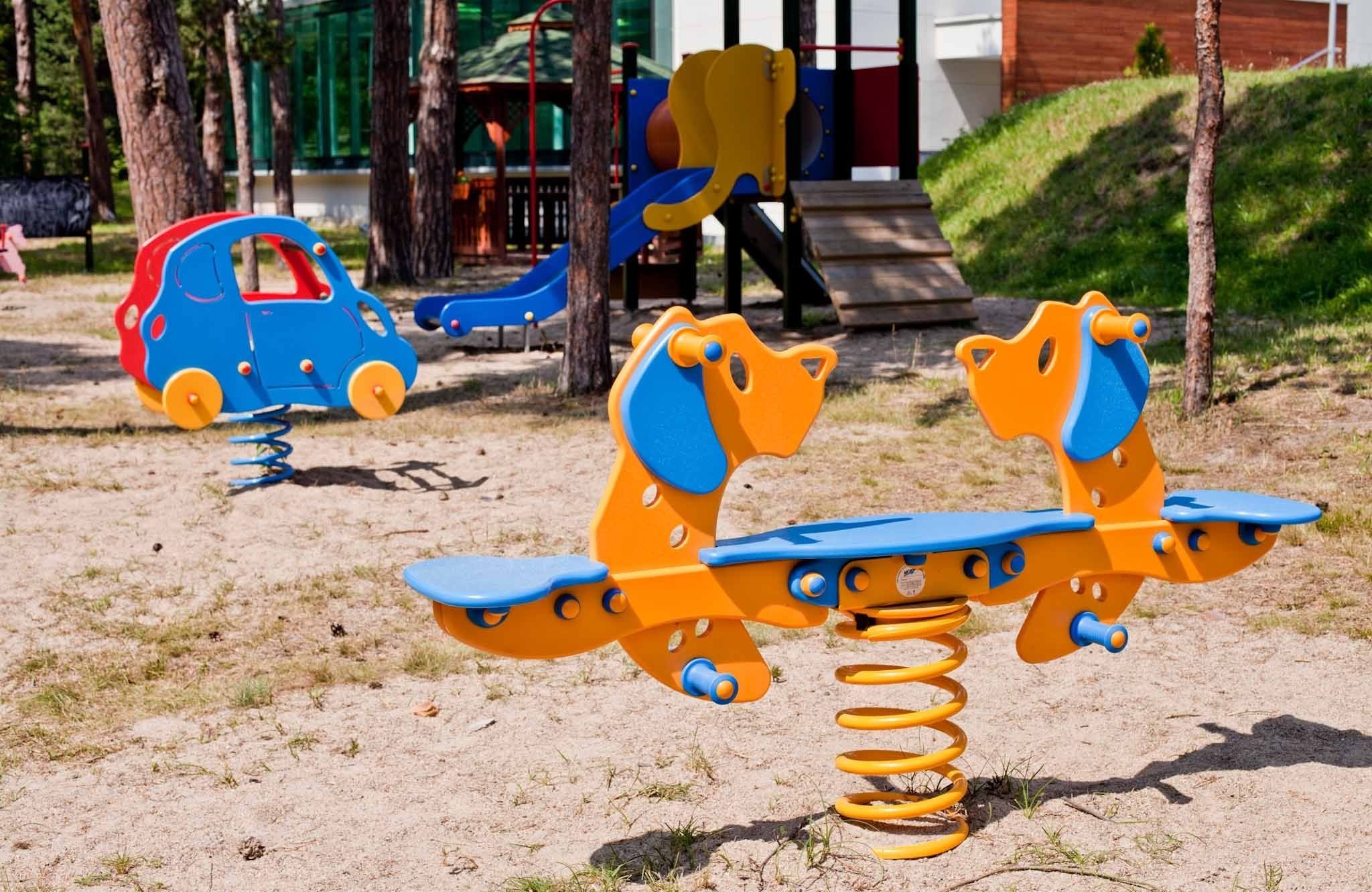 children’s play area – outdoor