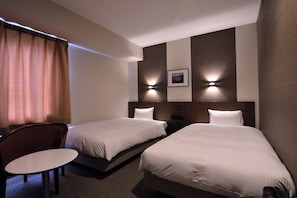 Free WiFi, bed sheets