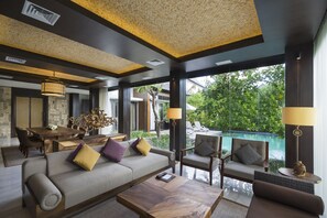 The Anvaya Villa, 2 Bedrooms | 미니바, 객실 내 금고, 책상, 방음 설비