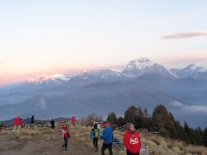 Hiking - King's Land Hotel (Kathmandu)