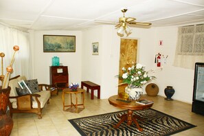 Reception - Entabeni Lodge (Bulawayo)