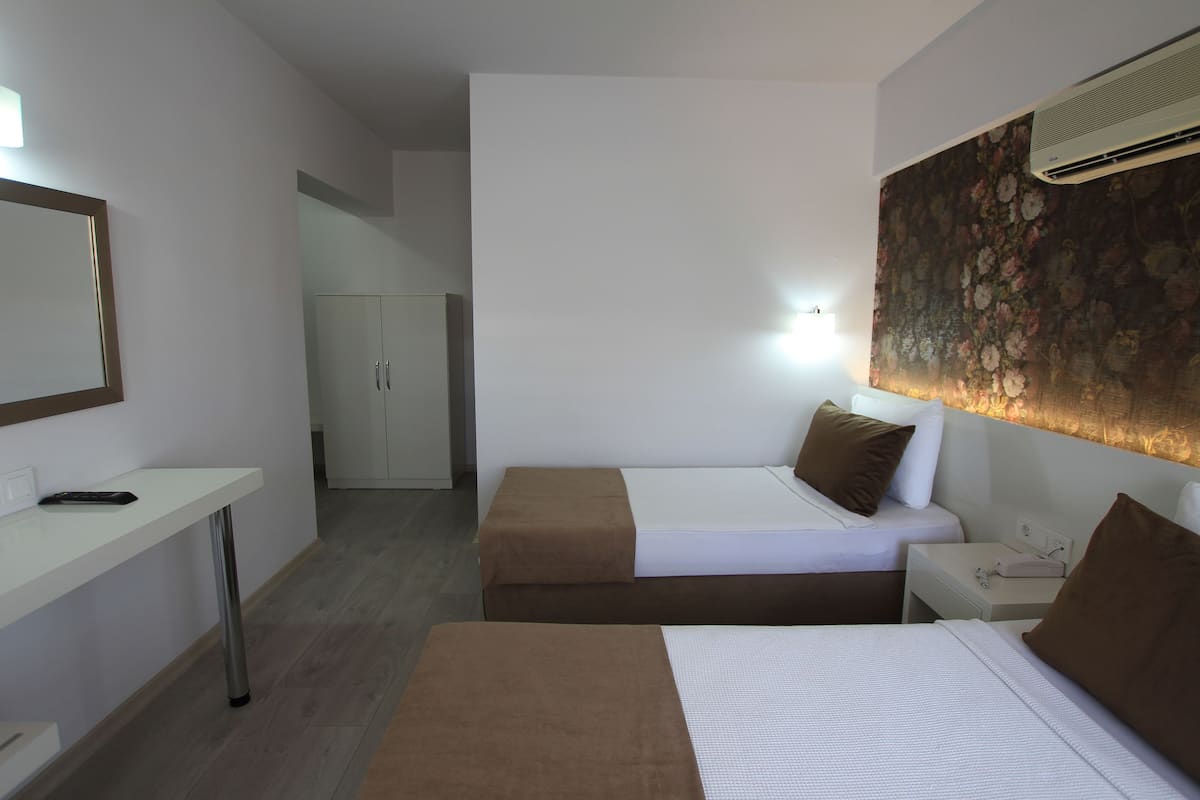 In-room safe, desk, free cots/infant beds, free WiFi