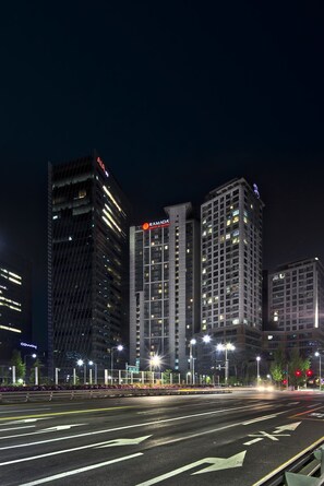 City view - Ramada Hotel & Suites Seoul Namdaemun (Seoul)