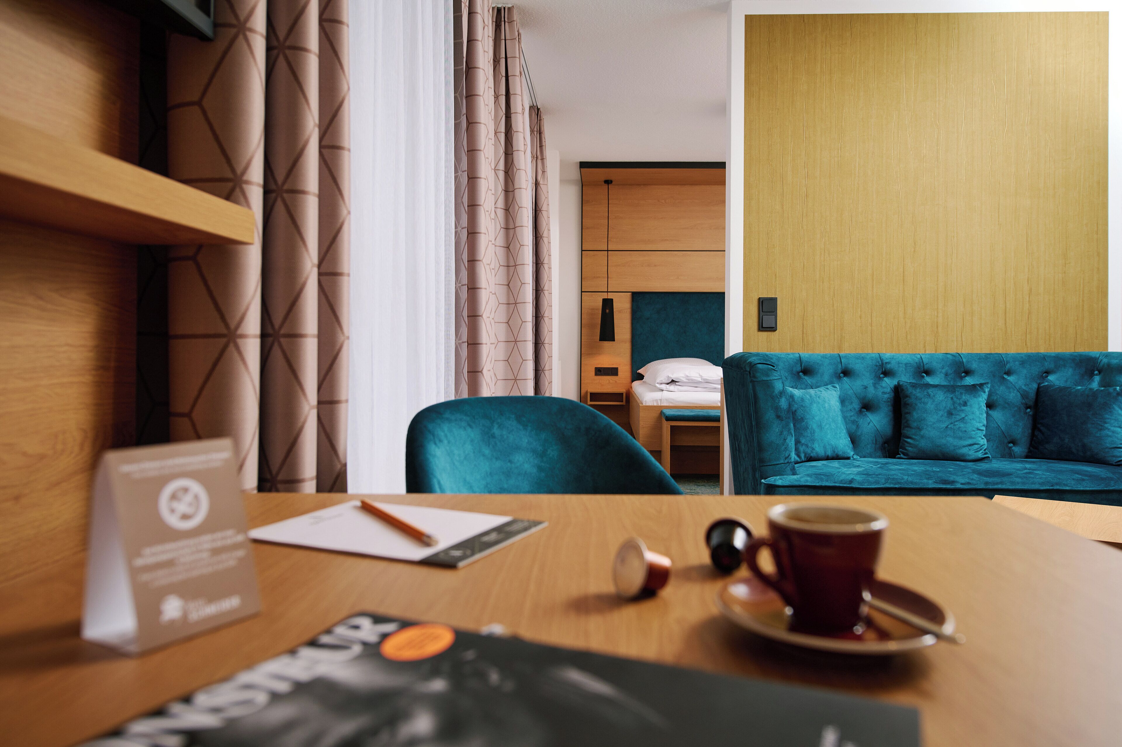 Standard Apartment | Individually decorated, individually furnished, desk, laptop workspace