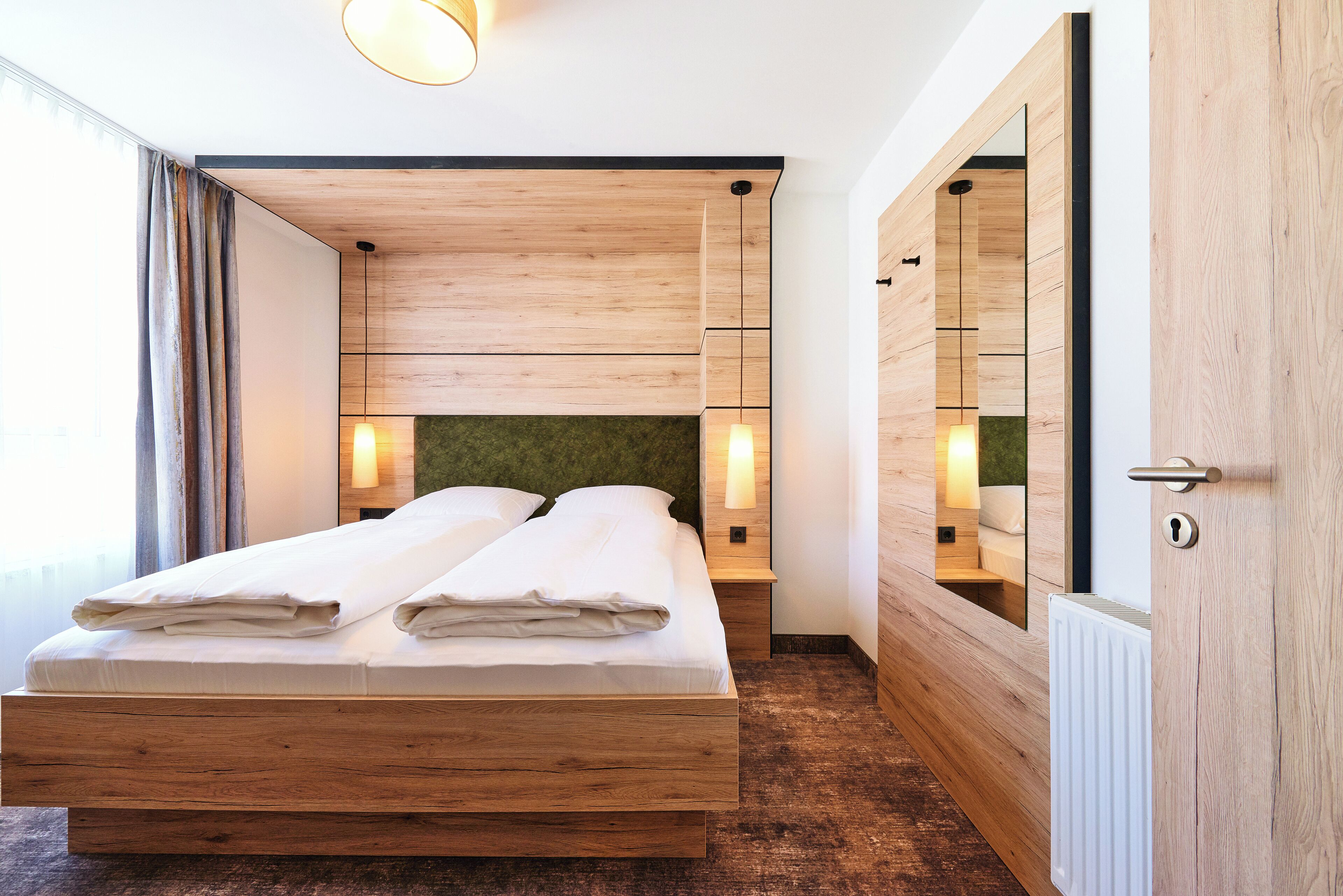 Individually decorated, individually furnished, desk, laptop workspace