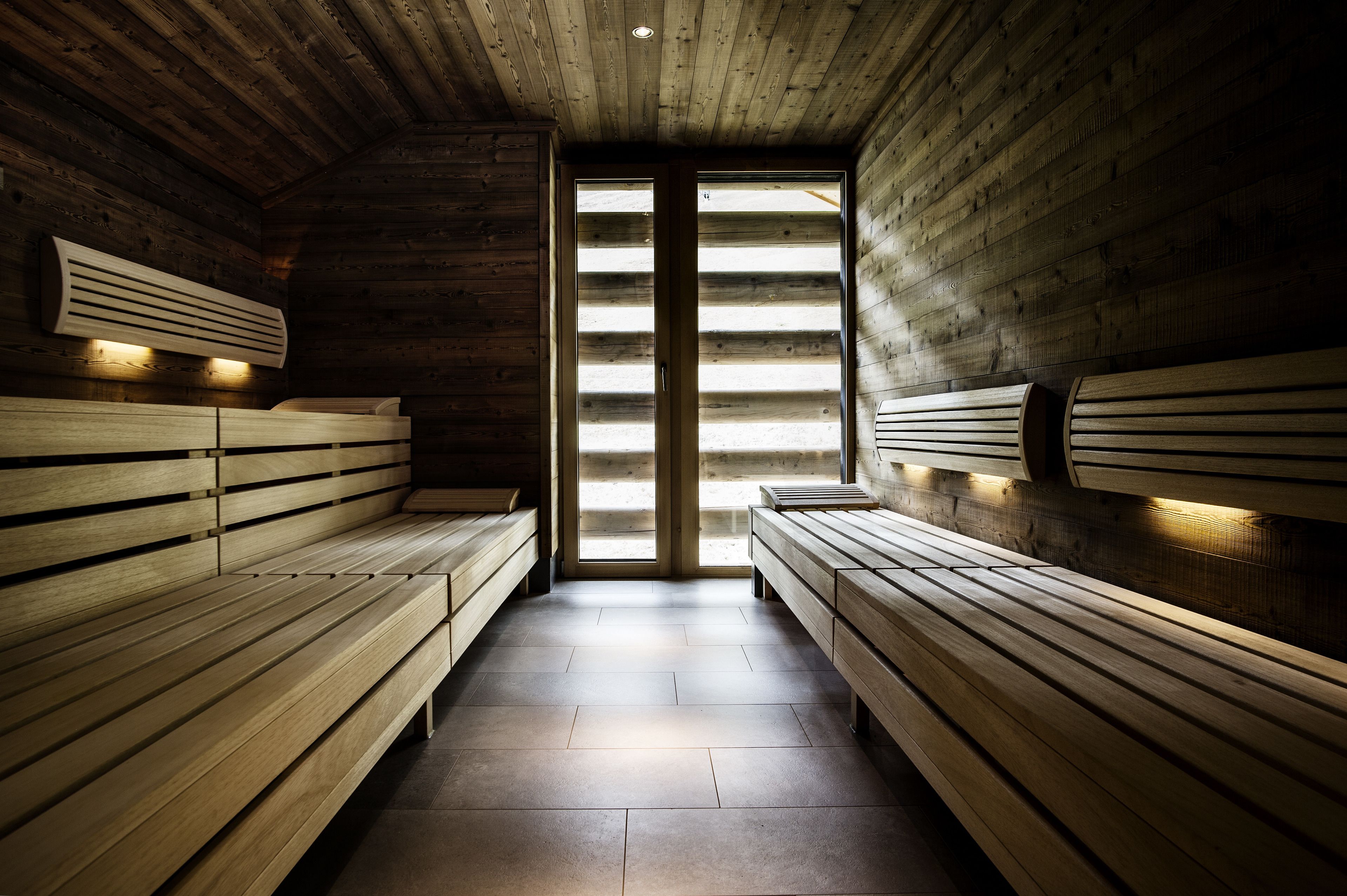 Sauna, steam room