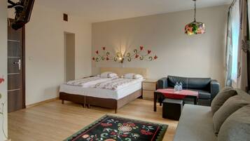 Standard Triple Room (201622772) | Premium bedding, iron/ironing board, free WiFi, bed sheets