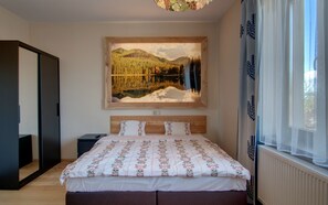 Standard Twin Room (201622751) | Premium bedding, iron/ironing board, free WiFi, bed sheets - Pokoje Zamoyskiego - WATRA (Zakopane)