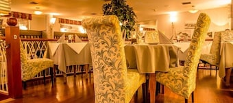 The Central Hotel Donegal