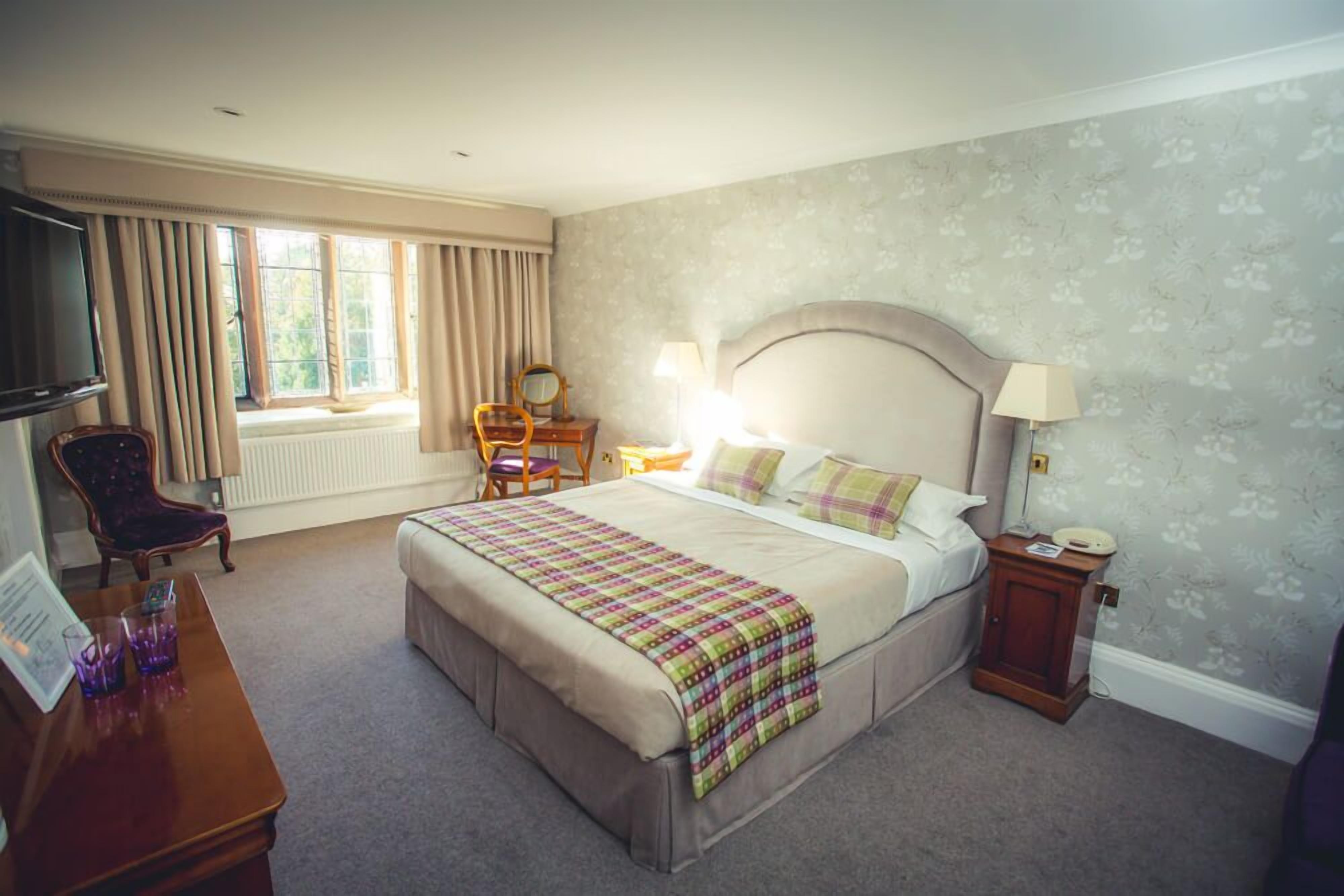Superior Double Room, 1 Double Bed, Sea View | In-room safe, individually decorated, desk, soundproofing