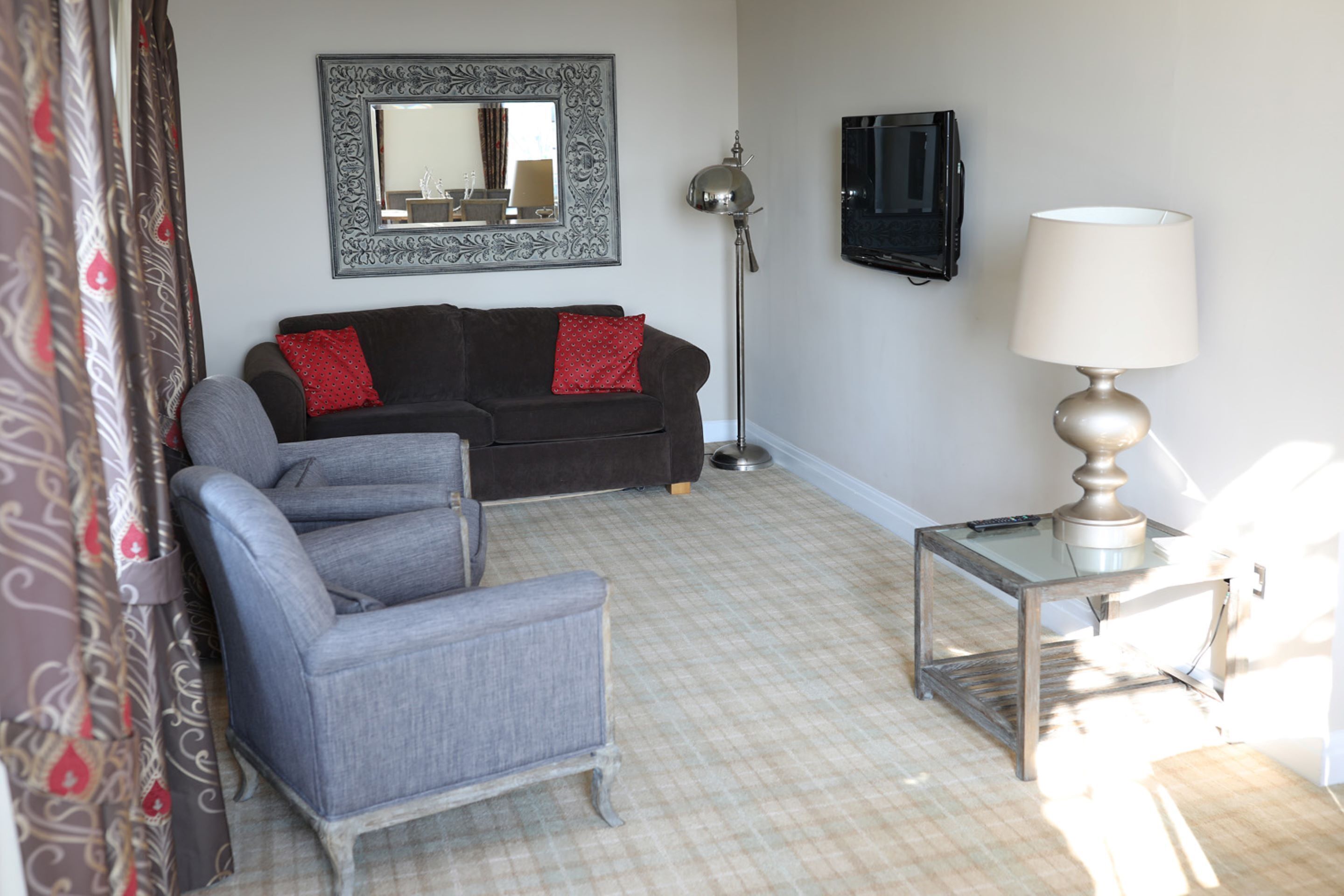 the turrets | 1 bedroom, in-room safe, individually decorated, desk