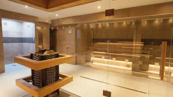 Couples treatment room(s), sauna, hot tub, steam room, body treatments